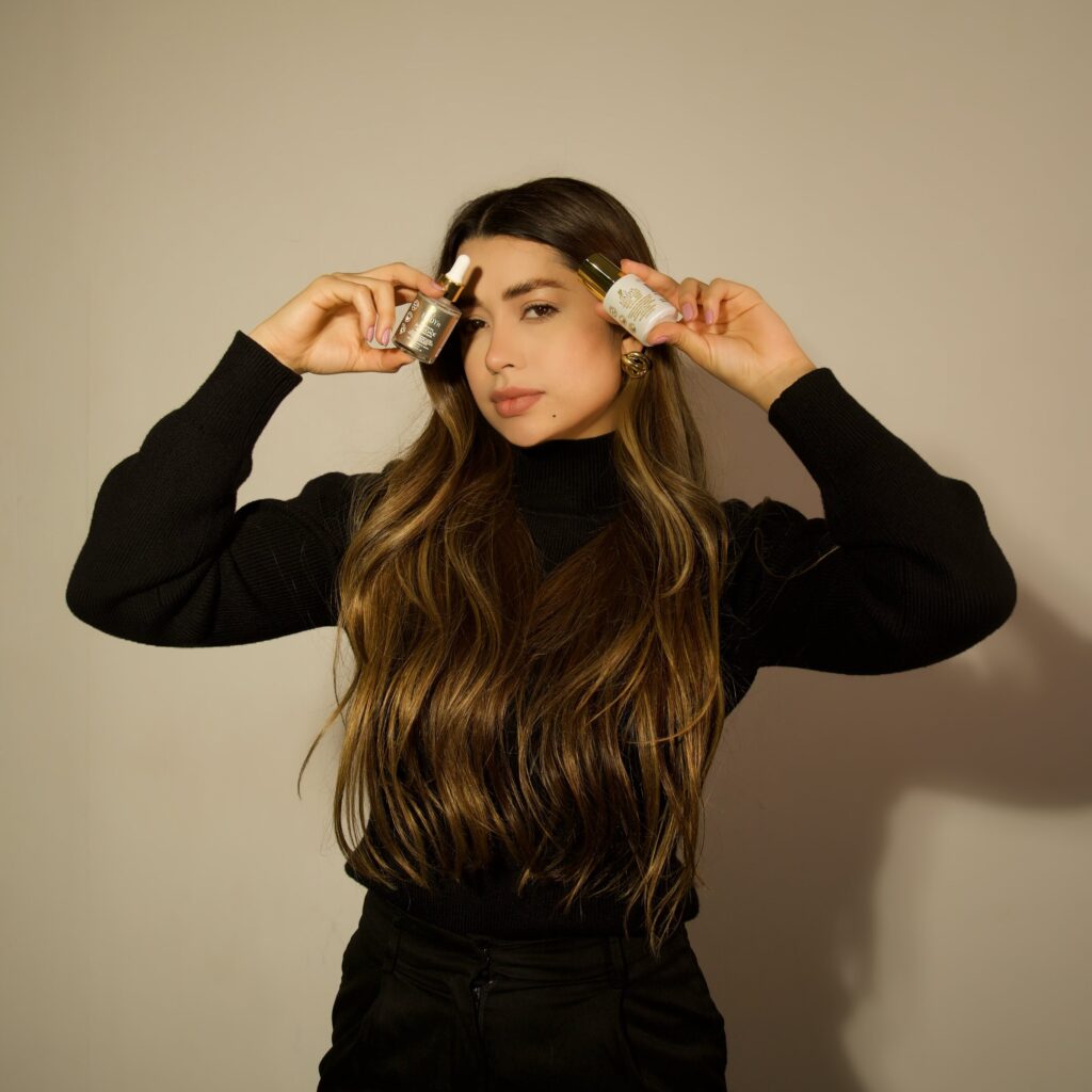 facetune 04 12 2024 23 37 59